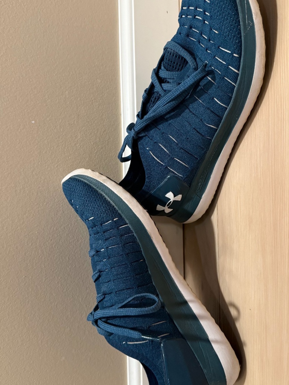 Teal Under Armour "Slingride 2" athletic/running shoes Women's Size 10